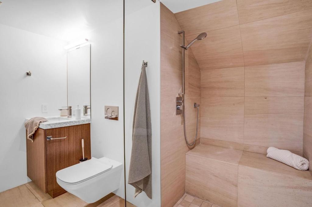 Experience Eco-luxury At Its Finest - Centrally Located Clea House In San Diego! Casa de férias San Diego