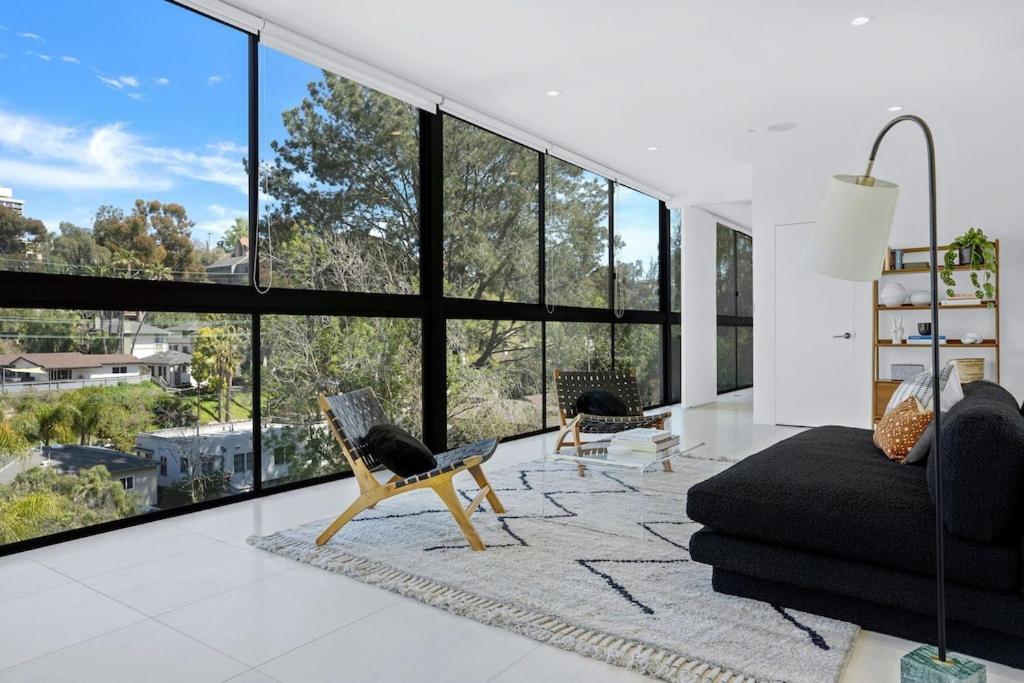 Casa de férias Experience Eco-luxury At Its Finest - Centrally Located Clea House In San Diego!
