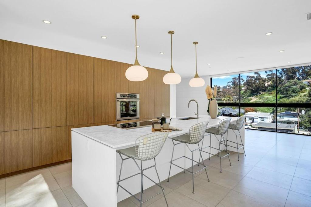 Experience Eco-luxury At Its Finest - Centrally Located Clea House In San Diego! Casa de férias *