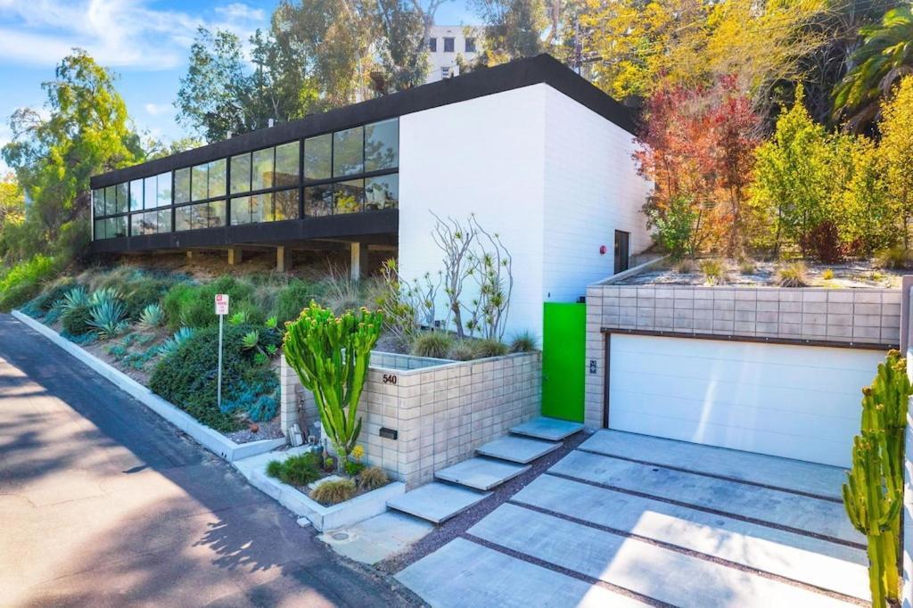 Experience Eco-luxury At Its Finest - Centrally Located Clea House In San Diego! Holiday home